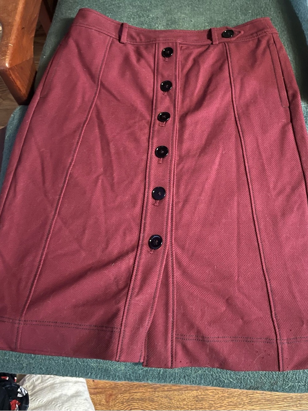 LOFT Button-Front Wine Pencil Skirt